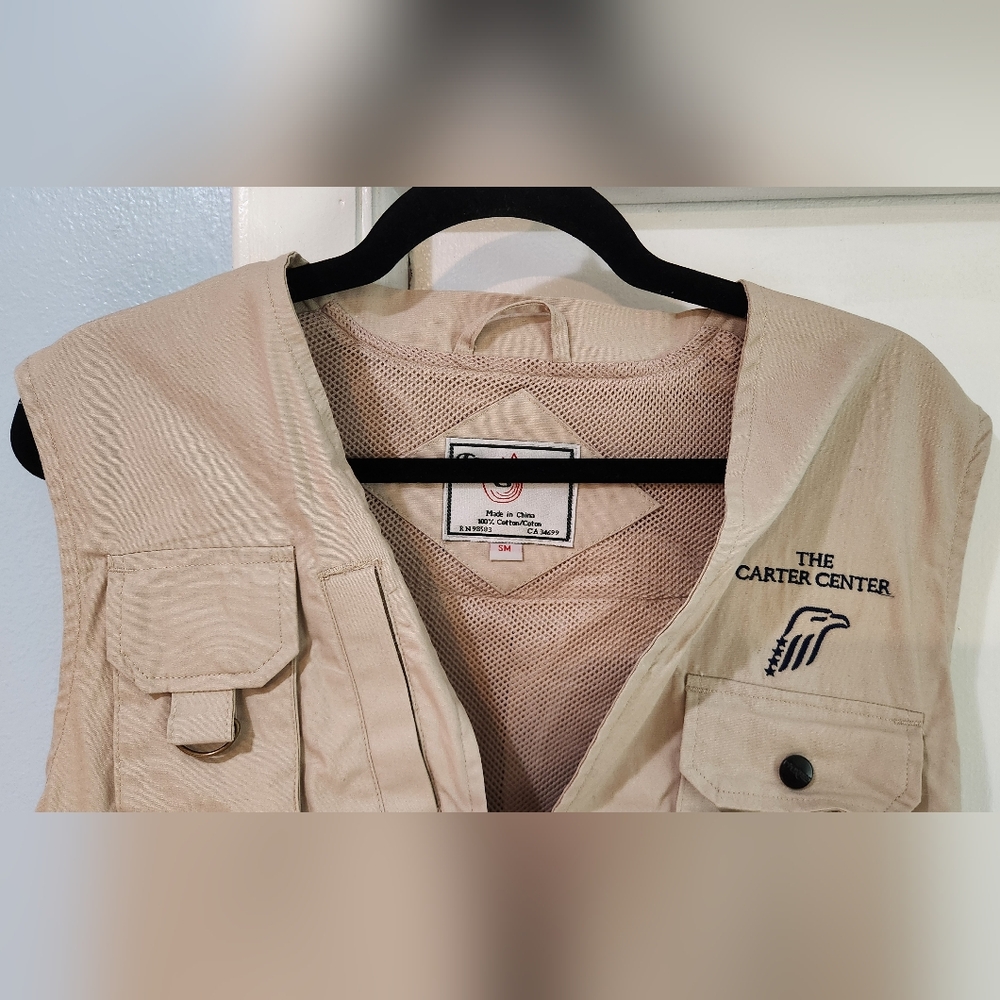 Men's (Jimmy) Carter Fishing Vest, Size Small - Picture 4 of 11